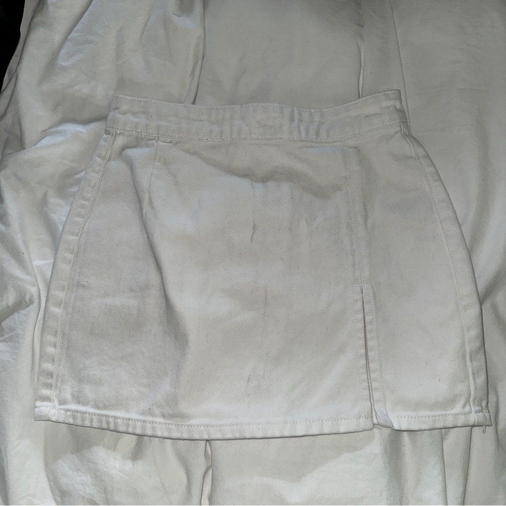 Lioness Mini Skirt
